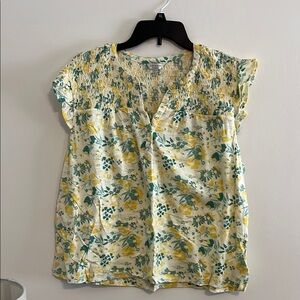 Lucky Brand Cream and Yellow Flutter Sleeve Blouse